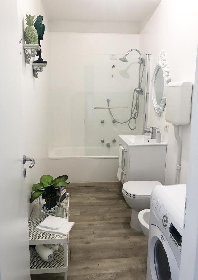 Familybo Apartments Bologna Delight - Front Station المظهر الخارجي الصورة